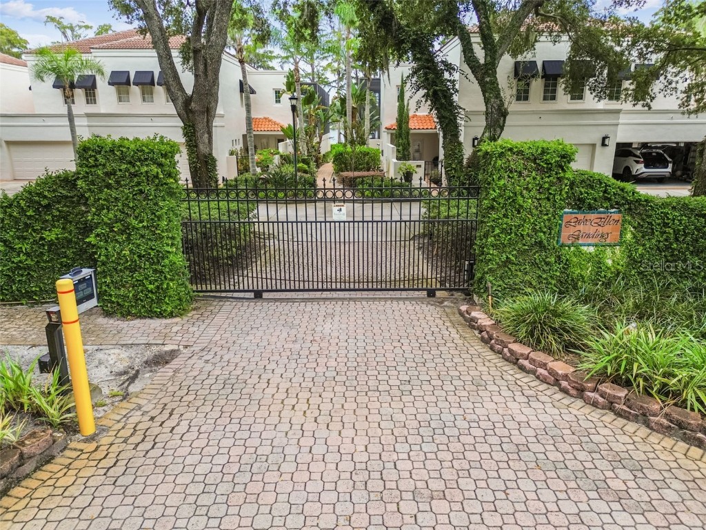 3155 Lake Ellen Drive Tampa FL 33618 TB8434847 image89