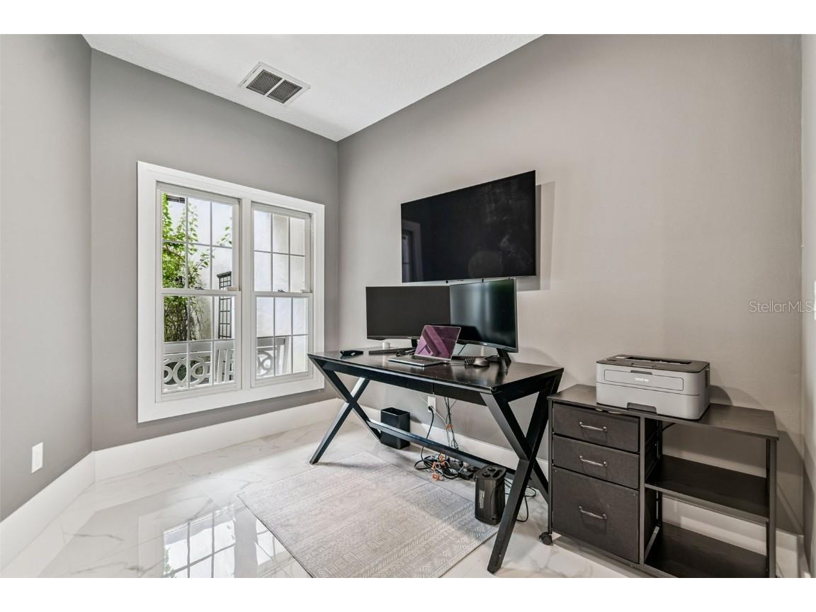 3155 Lake Ellen Drive Tampa FL 33618 TB8434847 image9