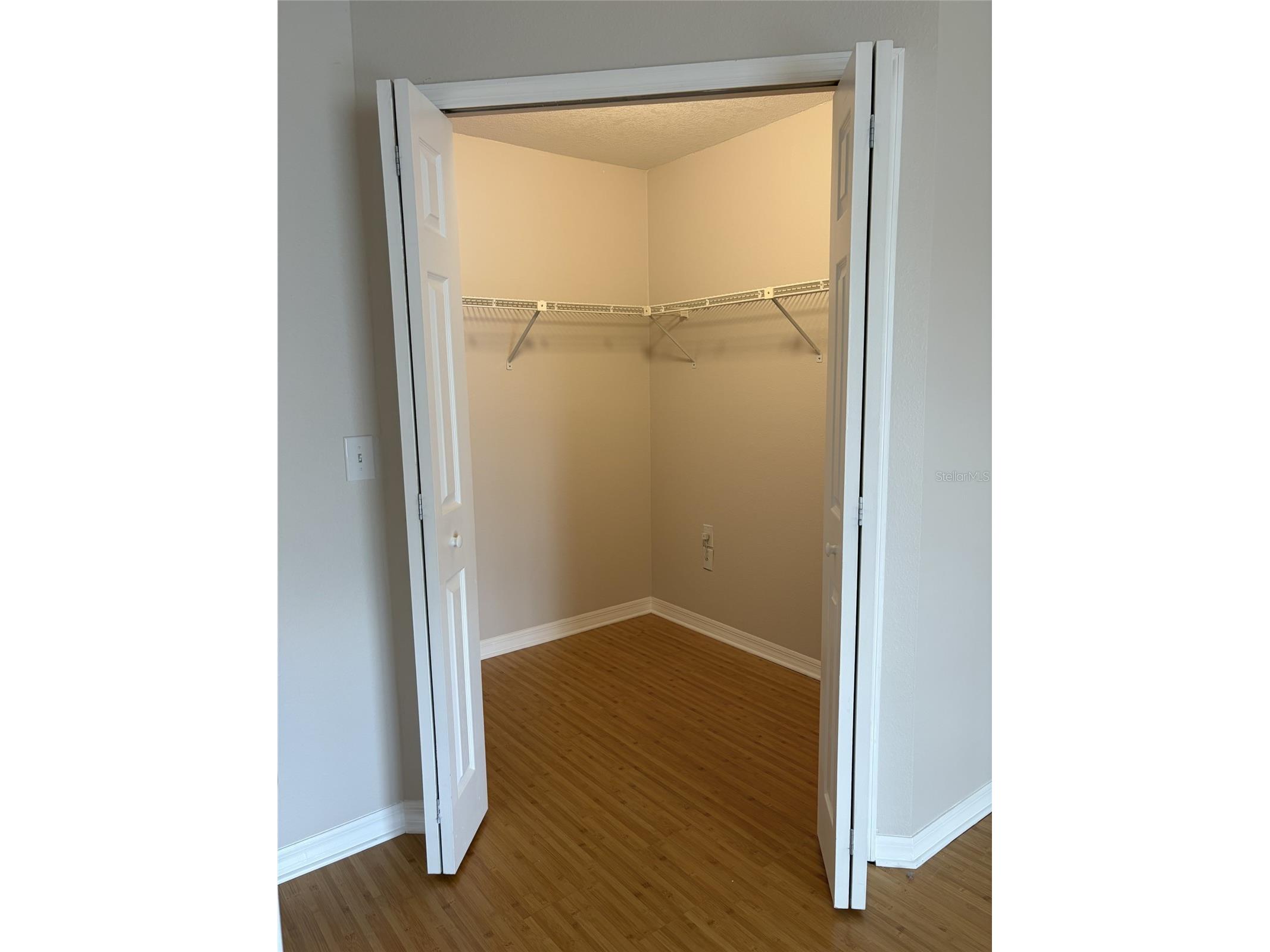 3156 Valley Oaks Drive #614 Tampa FL 33618 TB8495042 image18