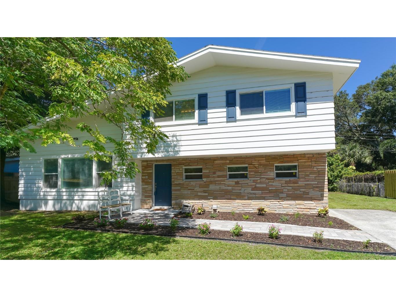 3157 Alta Vista Street Sarasota FL 34237 A4513727 image1