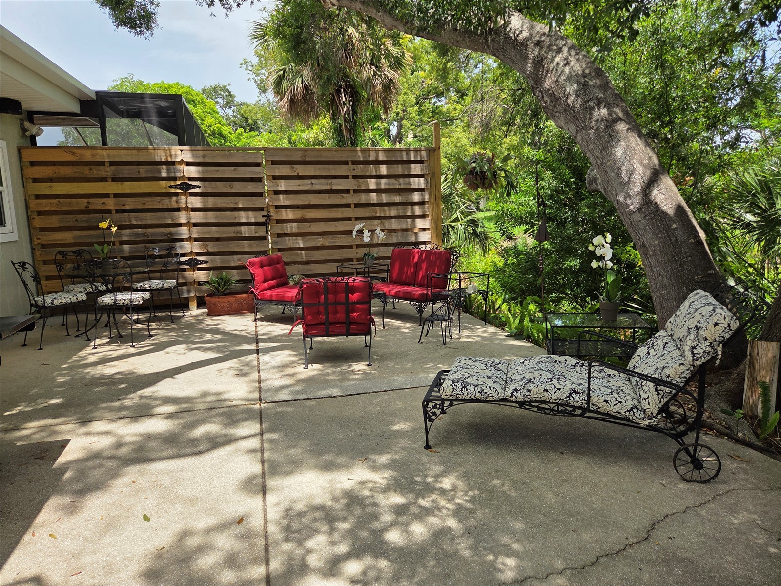3157 Goldenrod Street #B Sarasota FL 34239 - BERMUDA BROOK A4699986 image23