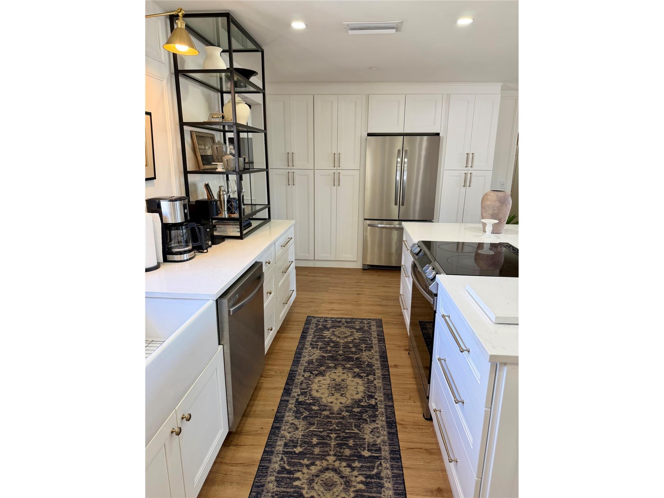 3157 Novus Street Sarasota FL 34237 A4685243 image11