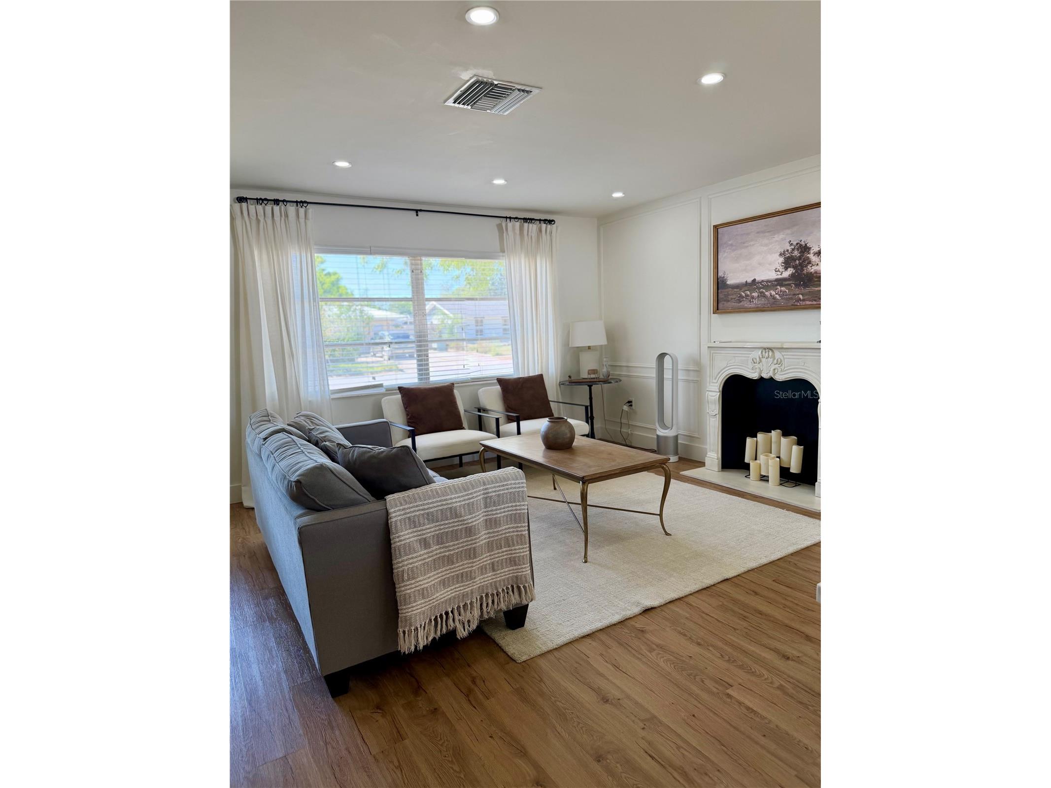 3157 Novus Street Sarasota FL 34237 A4685243 image4