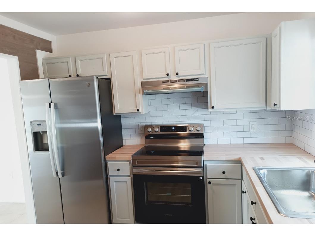 3157 Yorych Lane Orlando FL 32822 A4686285 image3