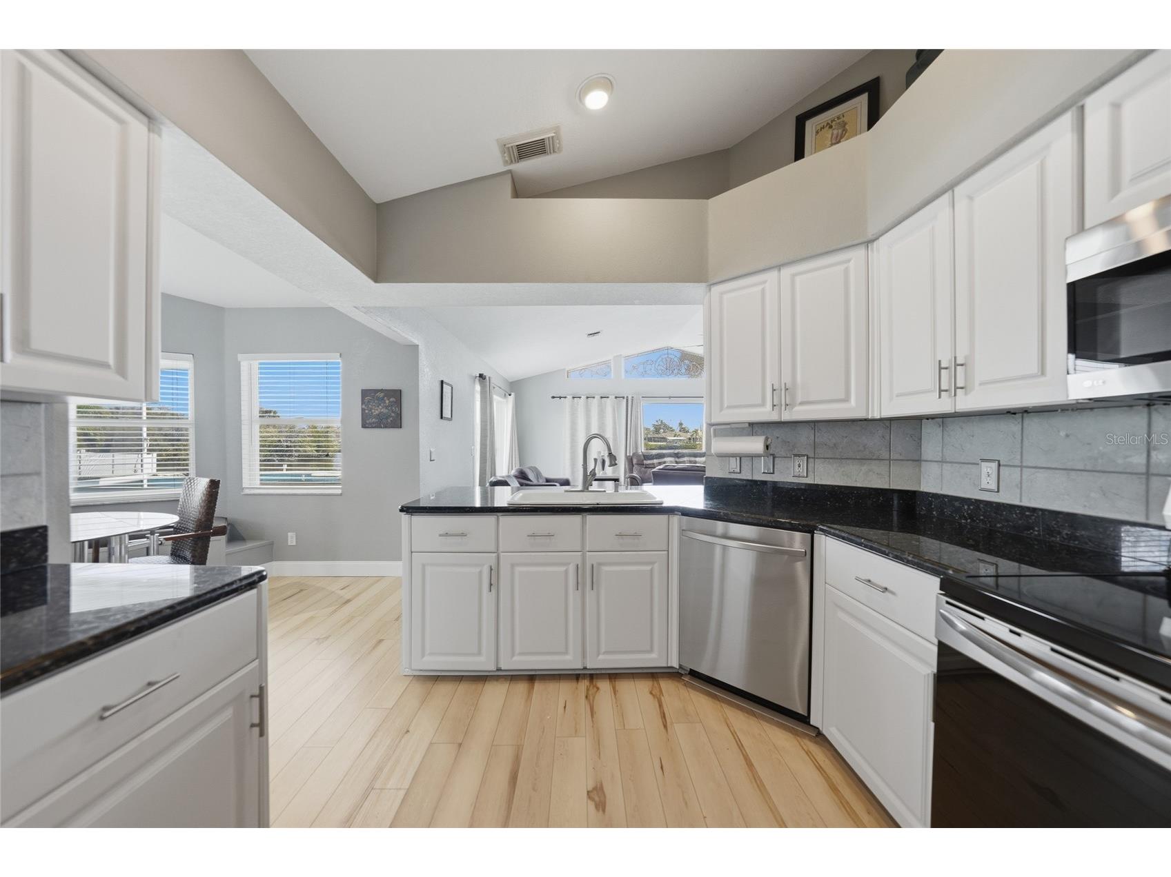 3158 Lake View Boulevard Port Charlotte FL 33948 C7523162 image13