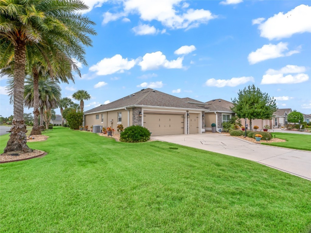 3158 Raven Croft Terrace The Villages FL 32163 OM712749 image1