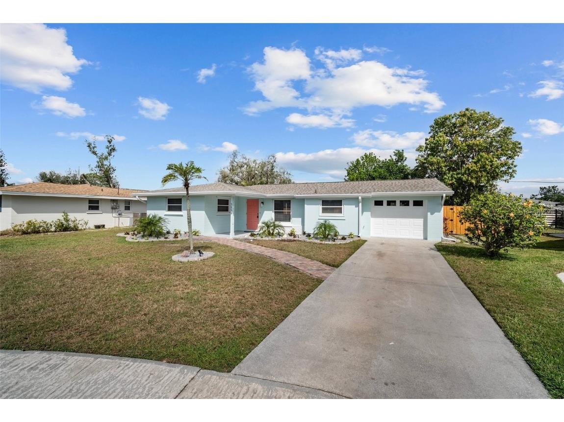 3158 Regatta Circle Sarasota FL 34231 A4641813 image1