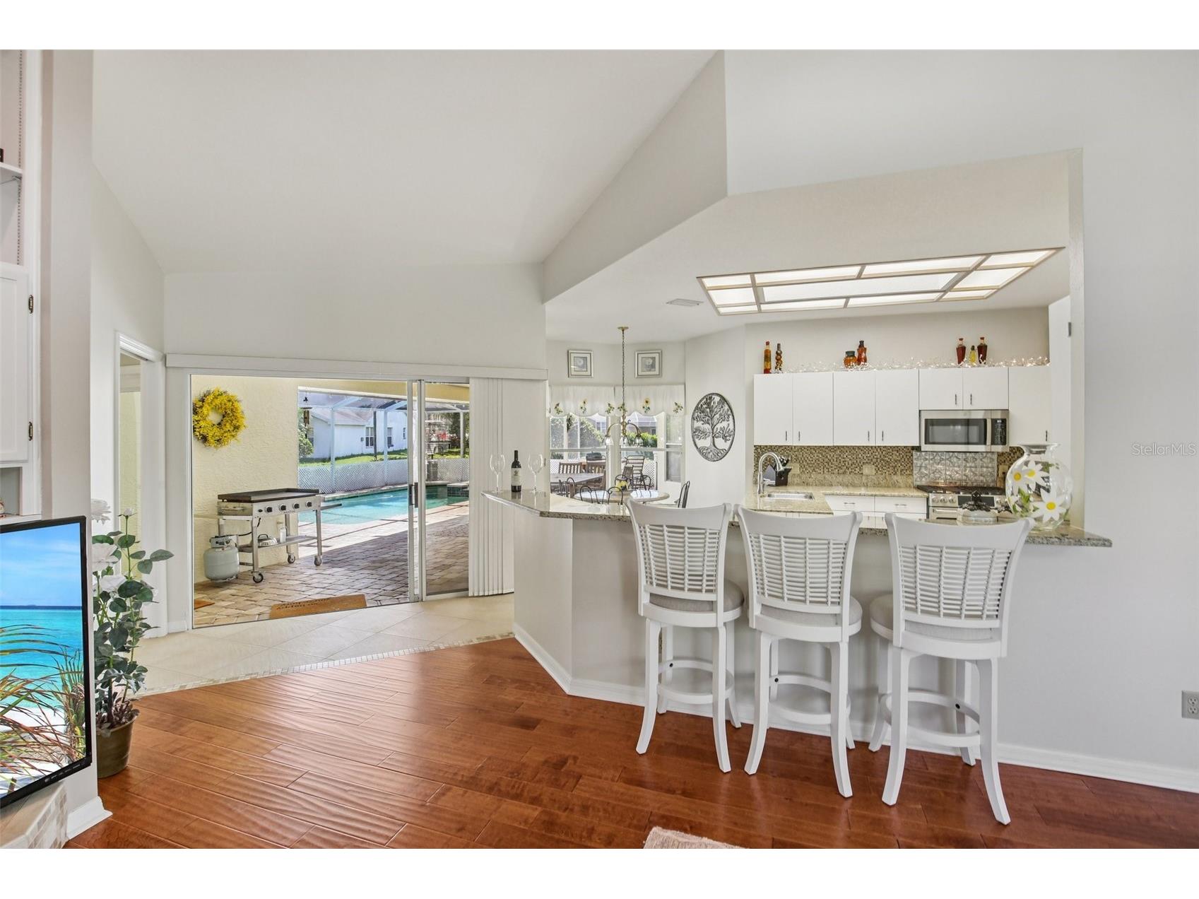 3158 Shoreline Drive Clearwater FL 33760 TB8467580 image11