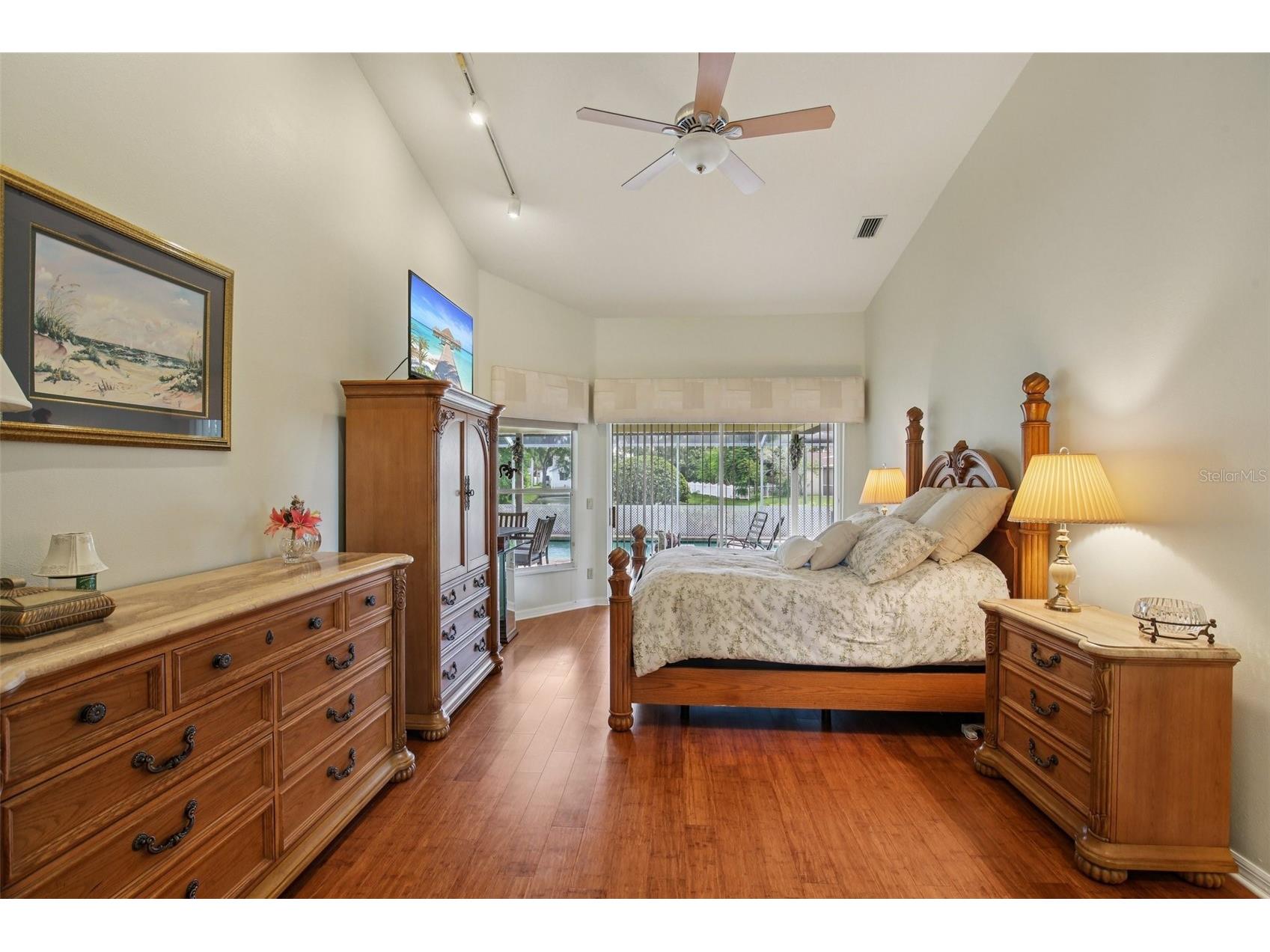 3158 Shoreline Drive Clearwater FL 33760 TB8467580 image12
