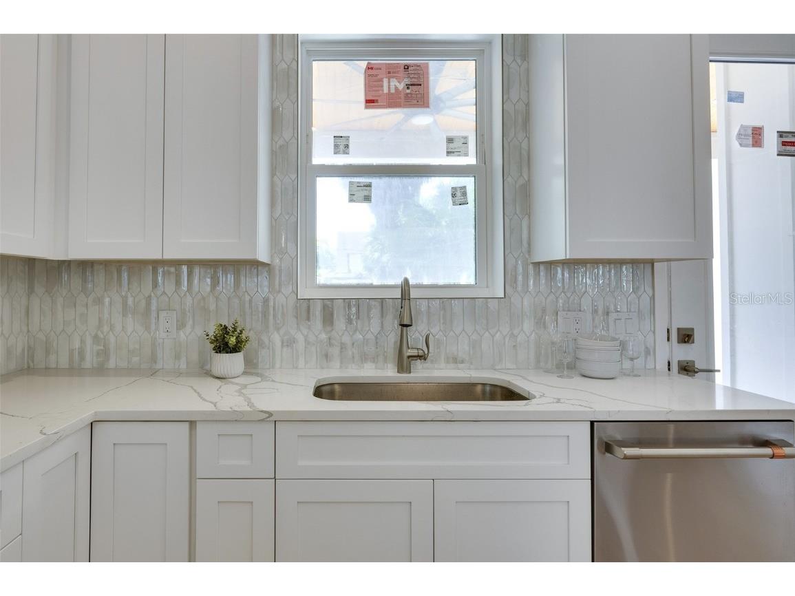 316 11th Avenue N Saint Petersburg FL 33701 U8247906 image46