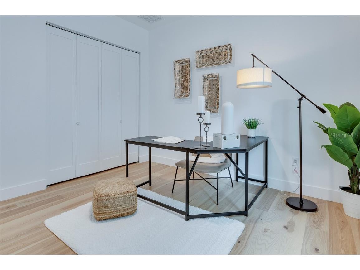 316 11th Avenue N Saint Petersburg FL 33701 U8247906 image64