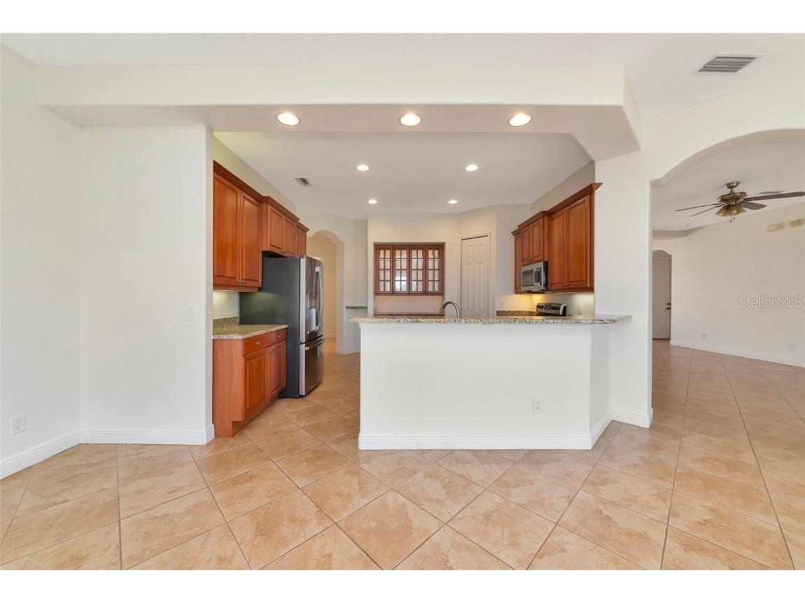 316 148th Court NE Bradenton FL 34212 A4674638 image11