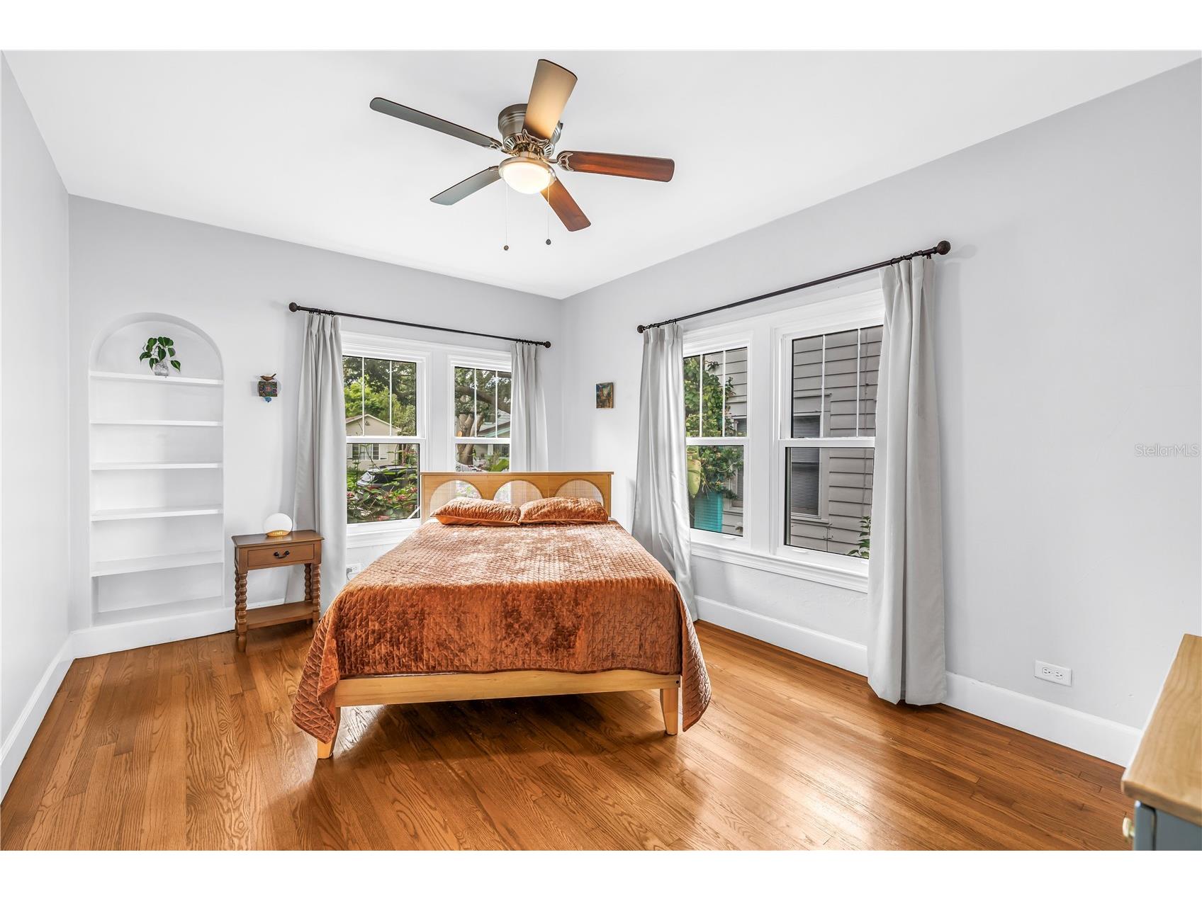 316 18th Avenue NE Saint Petersburg FL 33704 TB8500778 image27