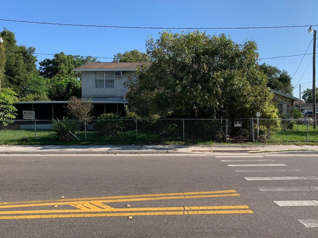 316 23rd St E. Palmetto FL 34221 A4575140 image1