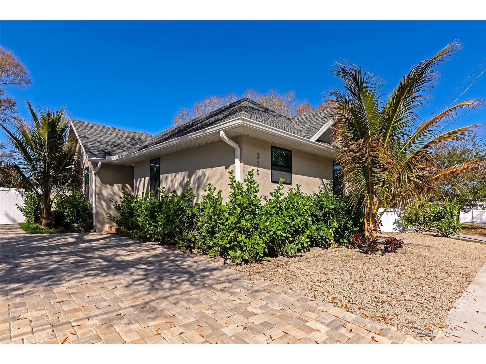 316 27th Street W Bradenton FL 34205 A4683337 image1