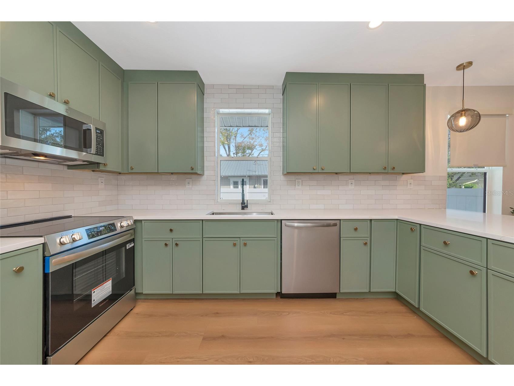 316 27th Street W Bradenton FL 34205 A4683337 image17