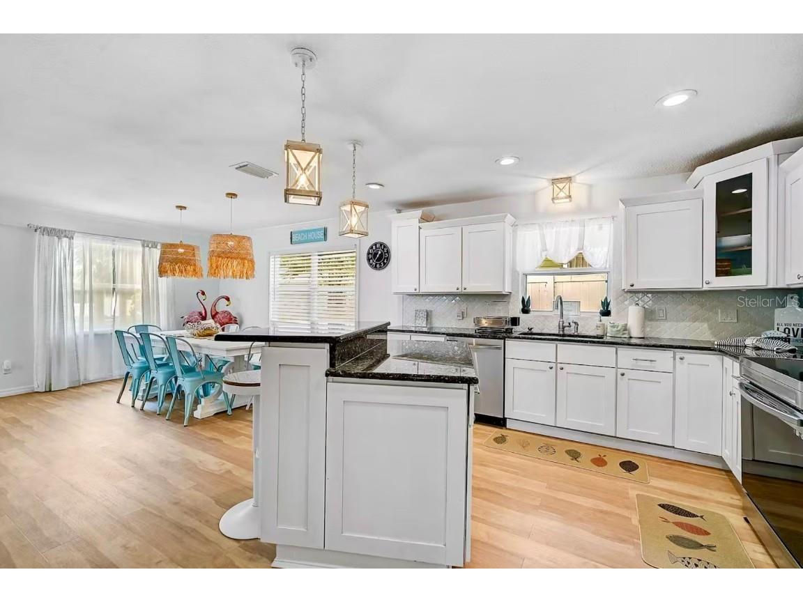 316 30th Street W Bradenton FL 34205 A4673787 image8