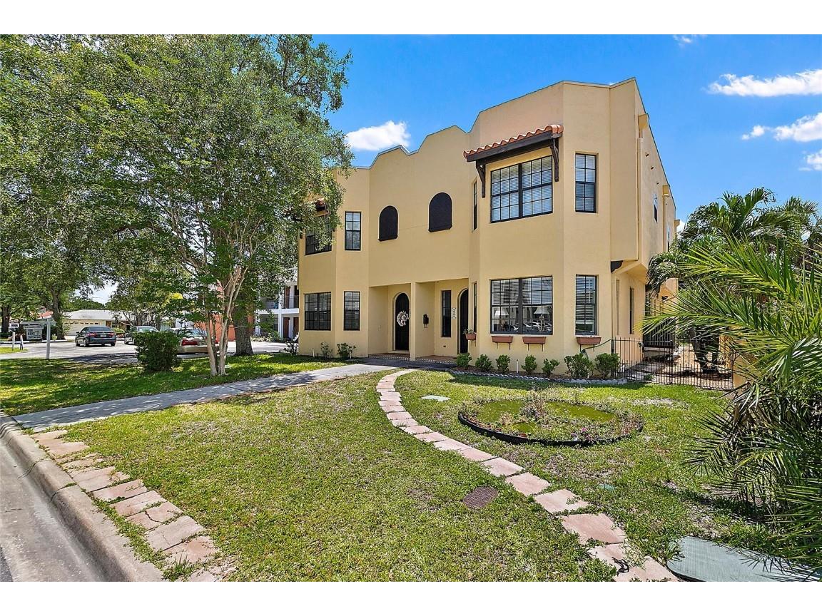 316 34th Avenue N Saint Petersburg FL 33704 O6150074 image1