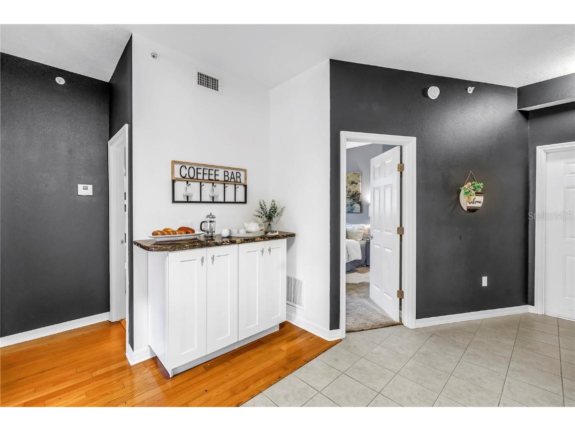 316 8th Street S #204 Saint Petersburg FL 33701 TB8457183 image10