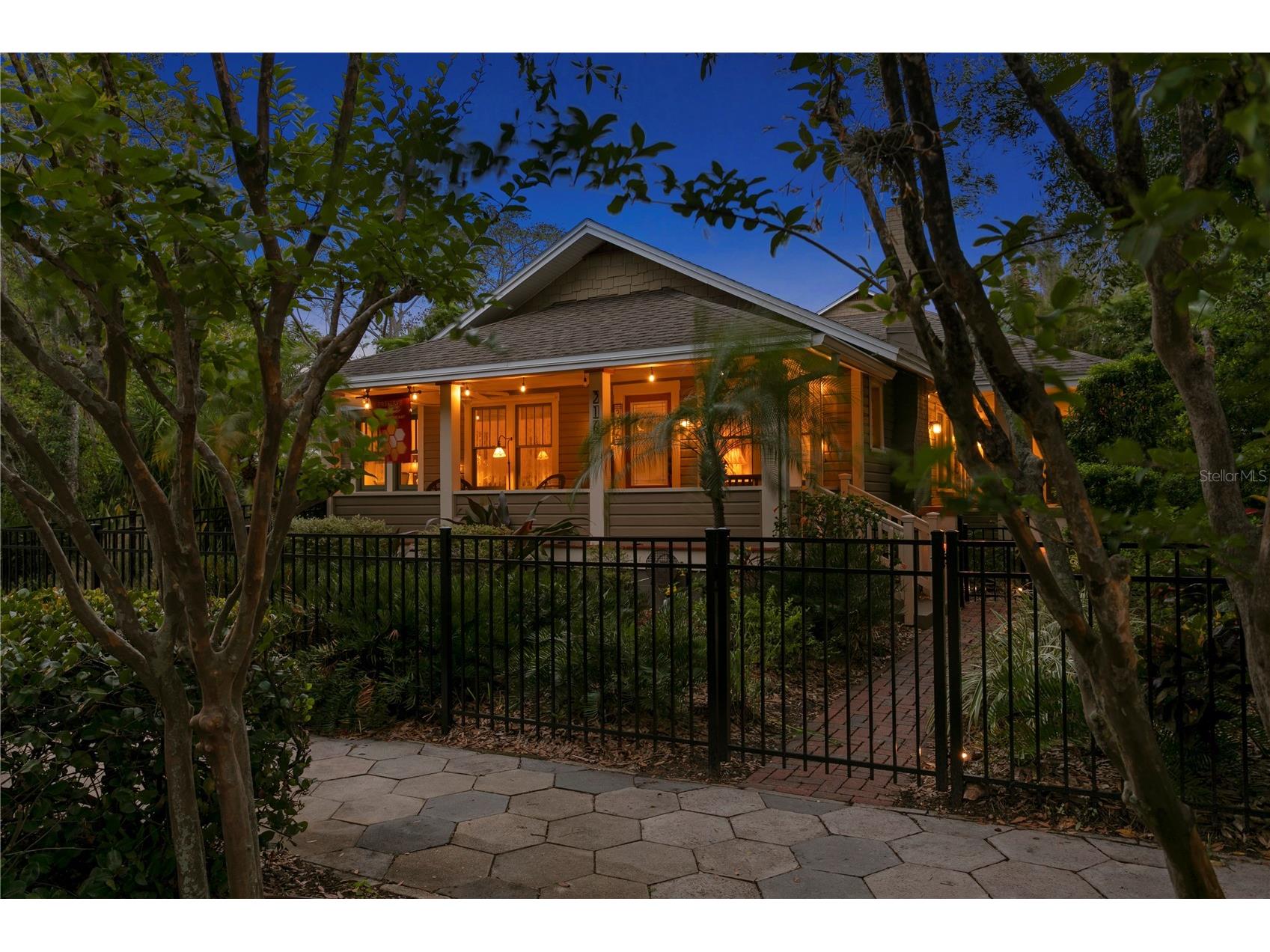 316 9th Avenue NE Saint Petersburg FL 33701 TB8499921 image1
