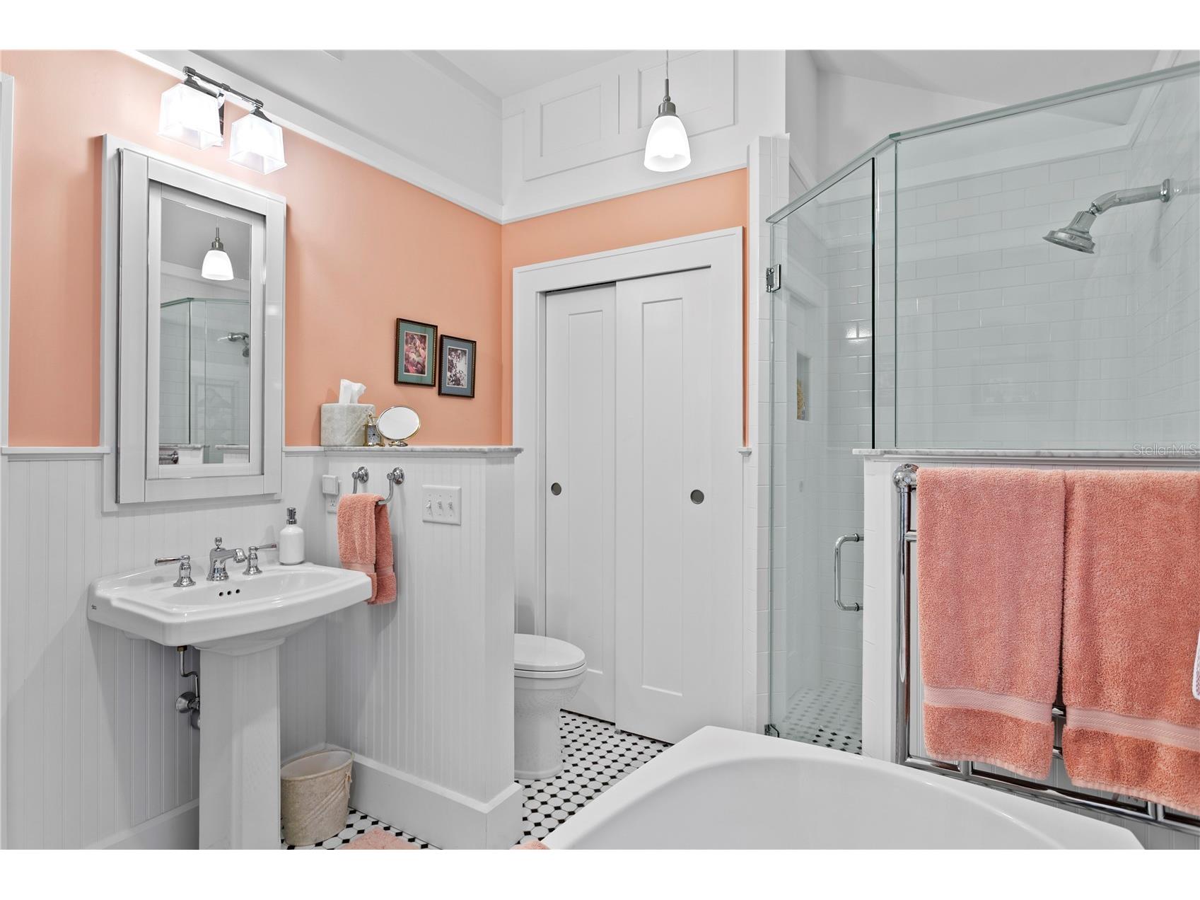 316 9th Avenue NE Saint Petersburg FL 33701 TB8499921 image24