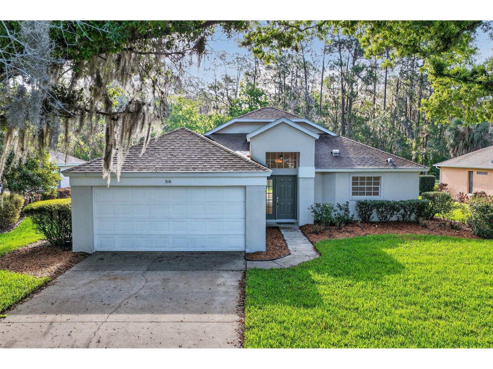 316 Baytree Boulevard Tavares FL 32778 G5109225 image1