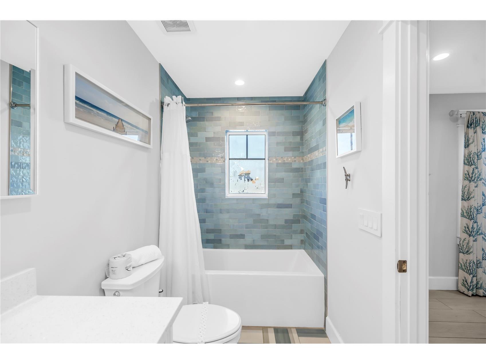 316 Beach Road Sarasota FL 34242 A4683801 image18