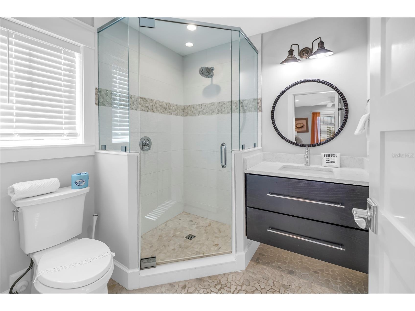 316 Beach Road Sarasota FL 34242 A4683801 image60
