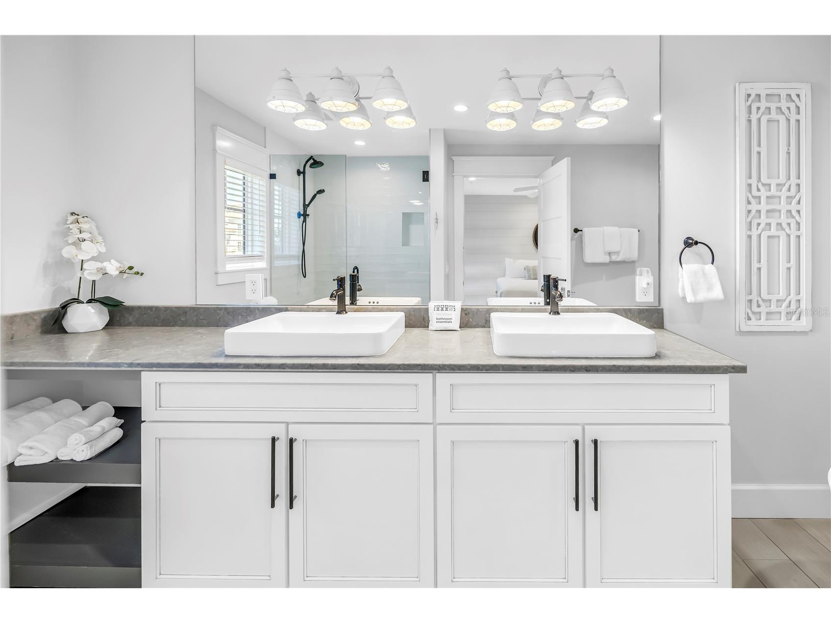 316 Beach Road Sarasota FL 34242 A4683801 image63