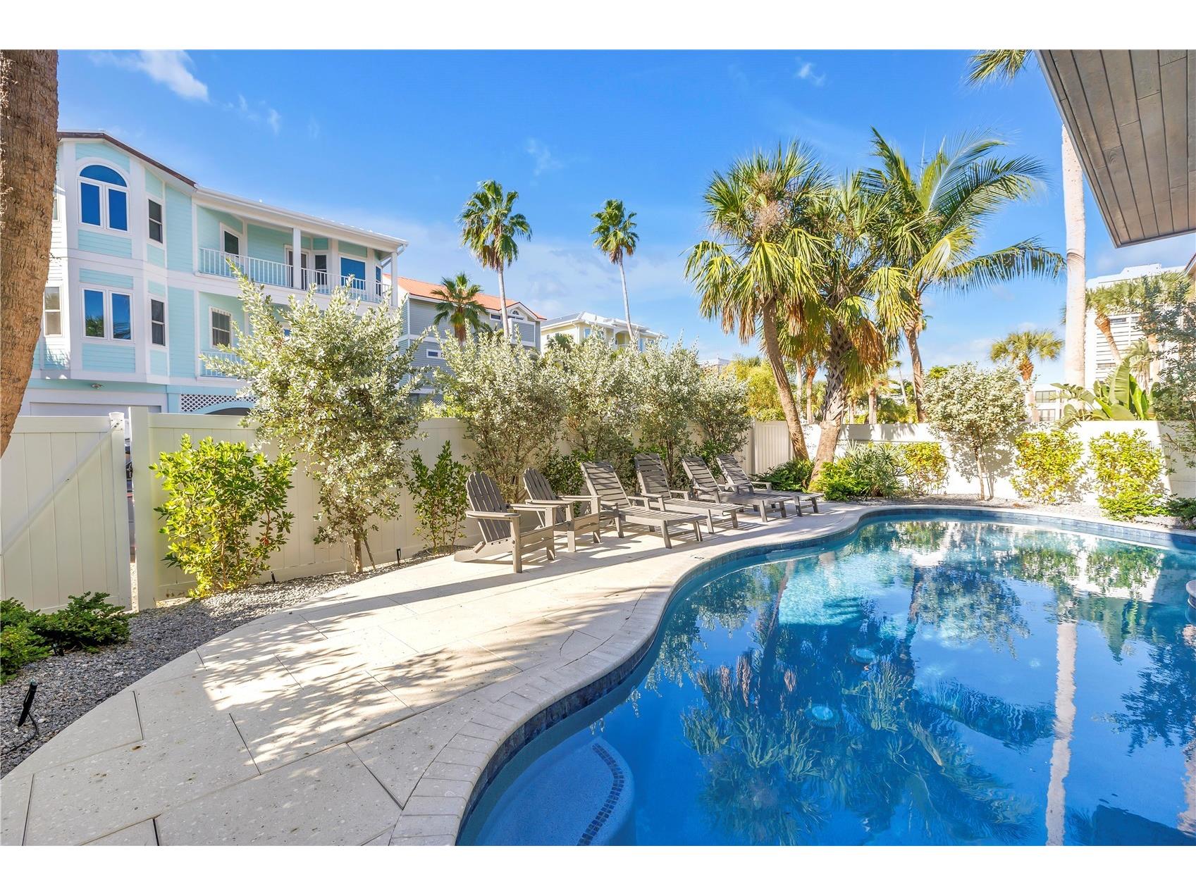 316 Beach Road Sarasota FL 34242 A4683801 image98