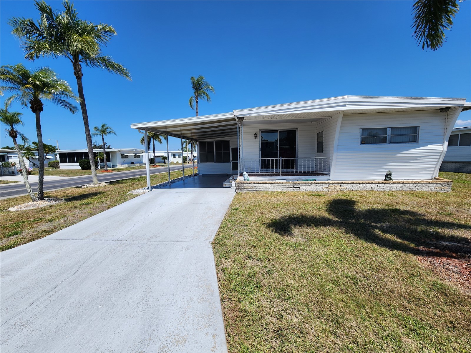 316 Danube Circle Bradenton FL 34207 A4687856 image2