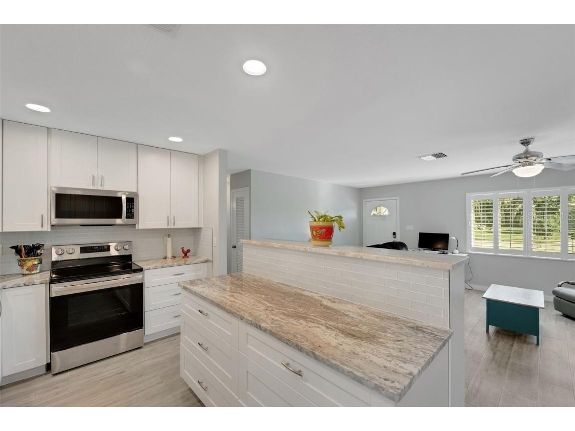 316 Dorchester Venice FL 34293 N6141059 image17