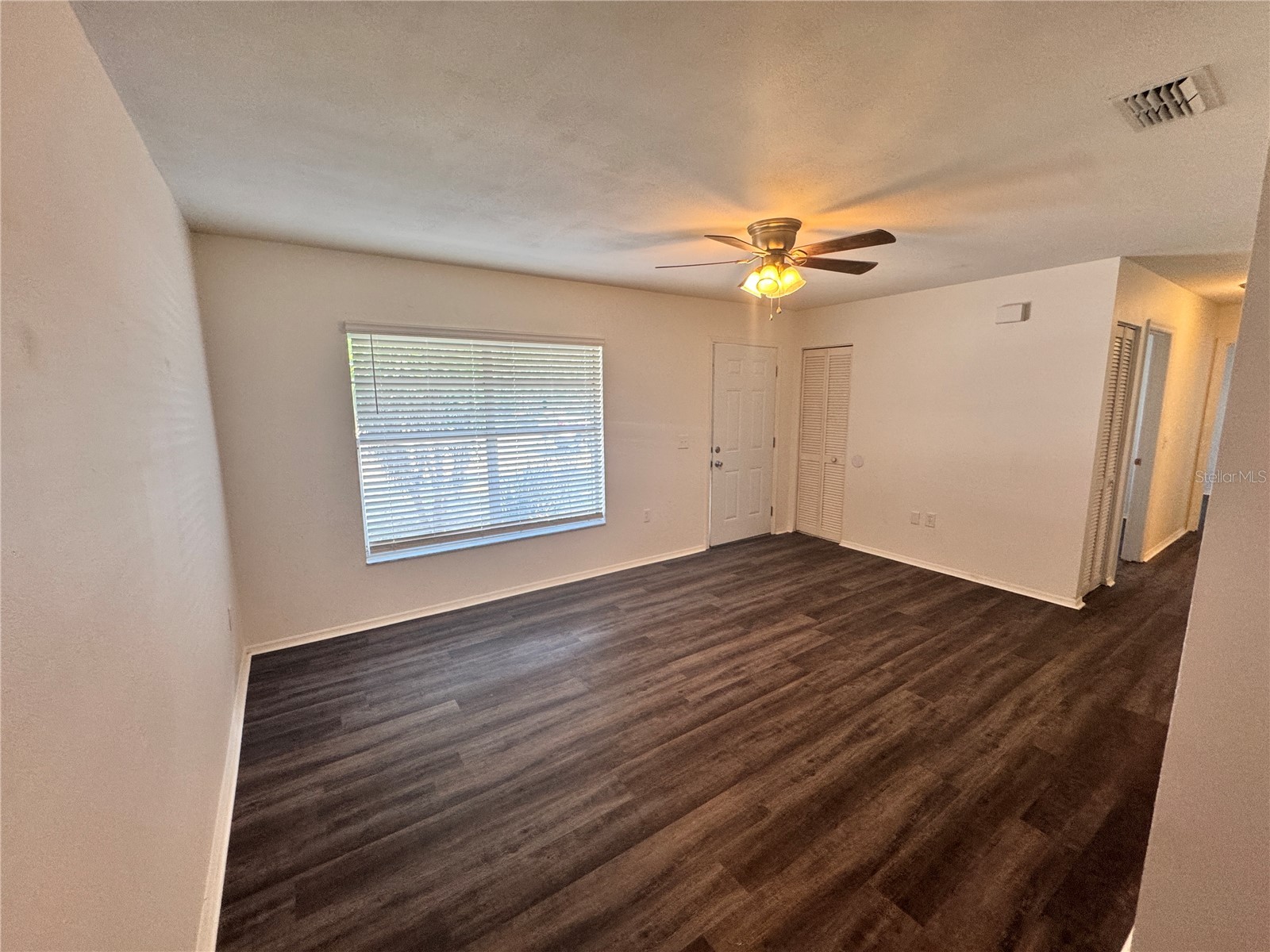 316 E Primrose Lane Lady Lake FL 32159 G5112189 image2