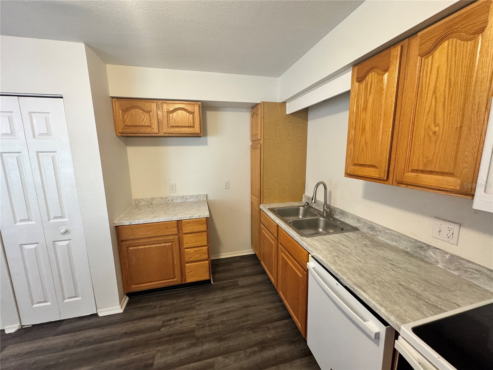 316 E Primrose Lane Lady Lake FL 32159 G5112189 image5