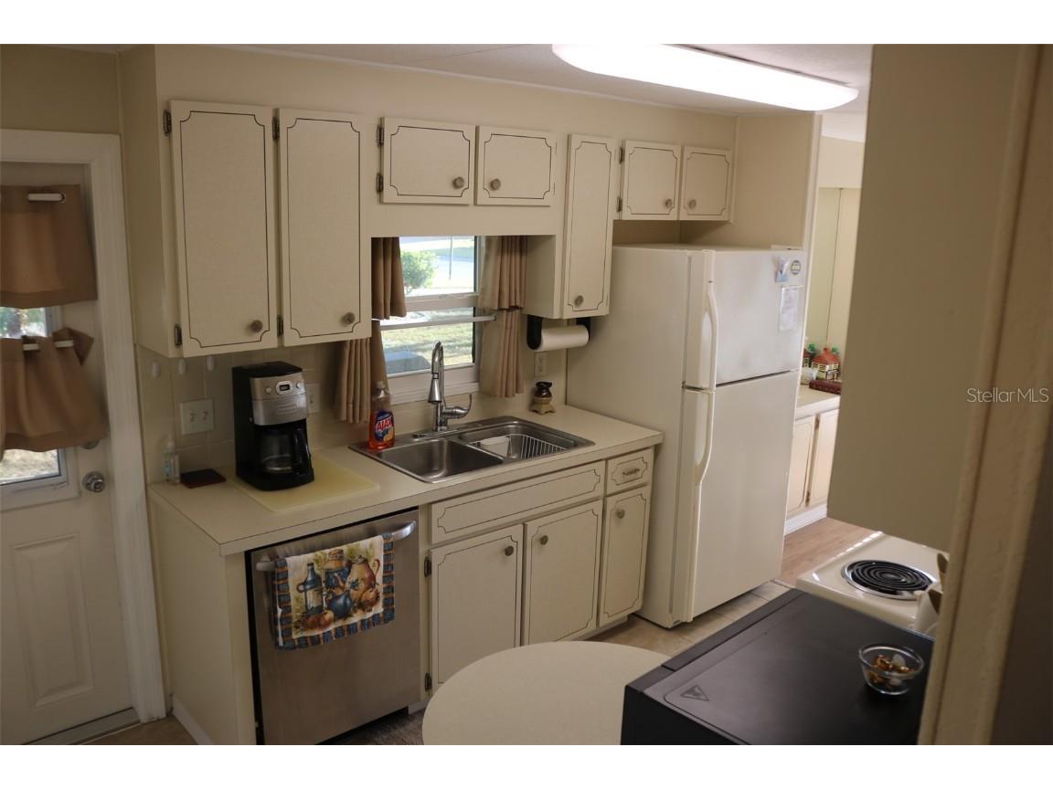 316 Estrada North Port FL 34287 A4674697 image4