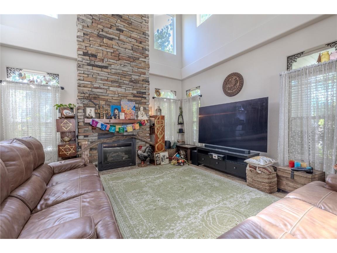 316 Lafayette Boulevard Oldsmar FL 34677 TB8386548 image3