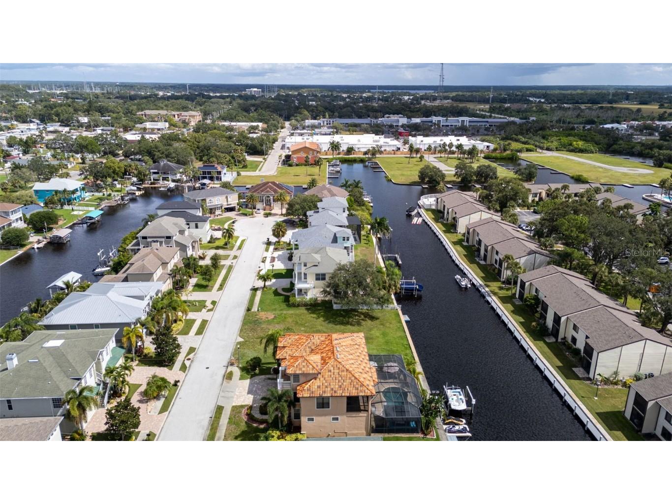 316 Manatee Lane Tarpon Springs FL 34689 TB8449335 image12