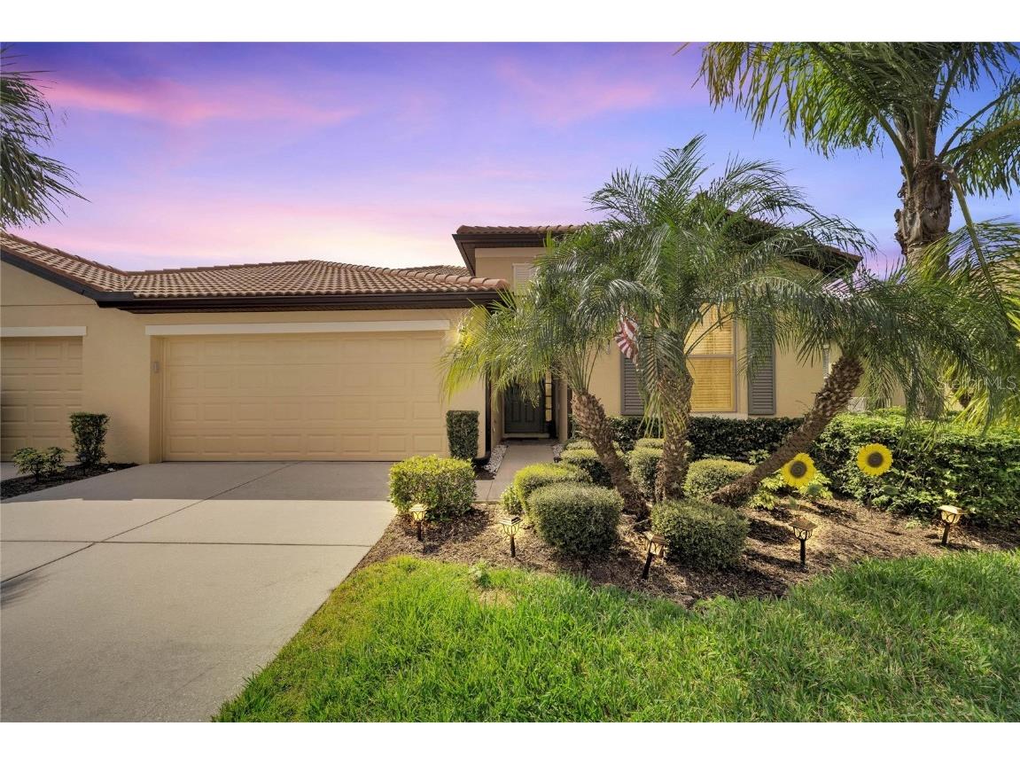 316 Mystic Falls Drive Apollo Beach FL 33572 T3433601 image1