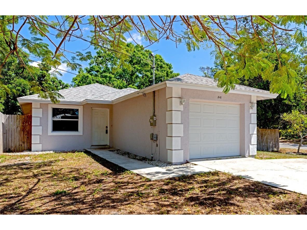 316 Pennsylvania Avenue Osprey FL 34229 A4529850 image1