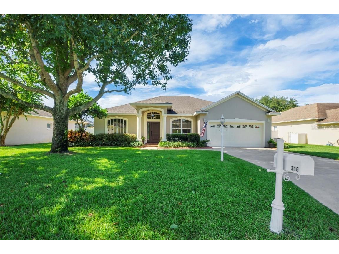 316 Ruby Lake Loop Winter Haven FL 33884 O6337182 image1