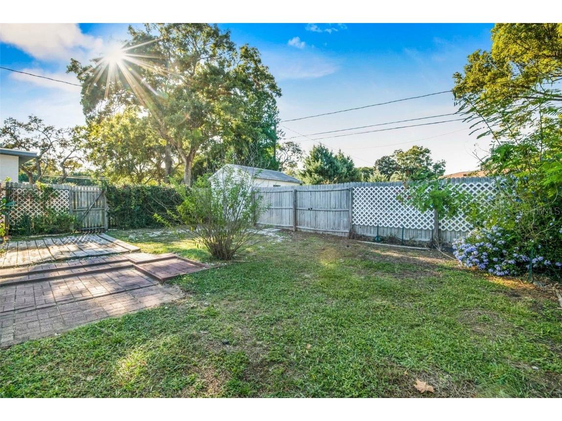 316 S Lincoln Avenue Beverly Hills FL 34465 TB8446083 image7