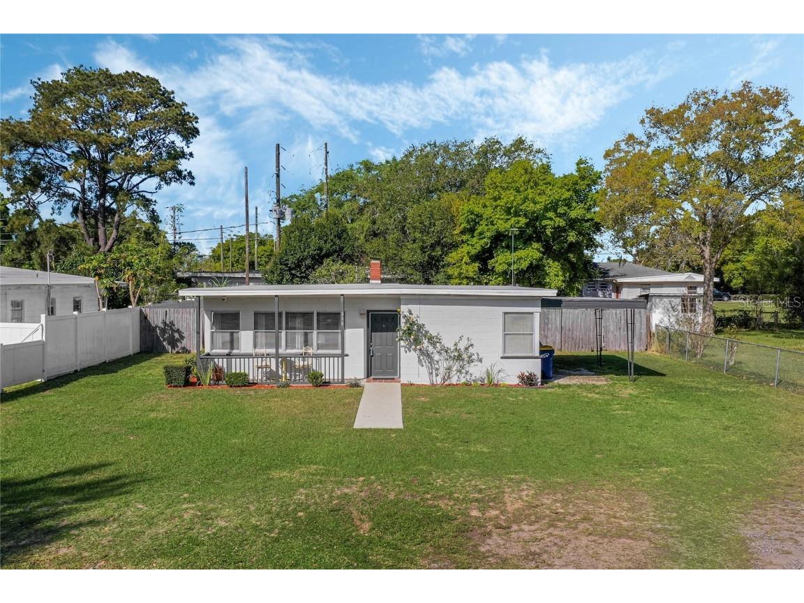 316 S Seminole Avenue, Minneola, FL, 34715 MLS G5078160 Edina Realty