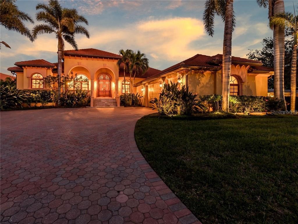 316 W Bay Drive Venice FL 34285 J965409 image1