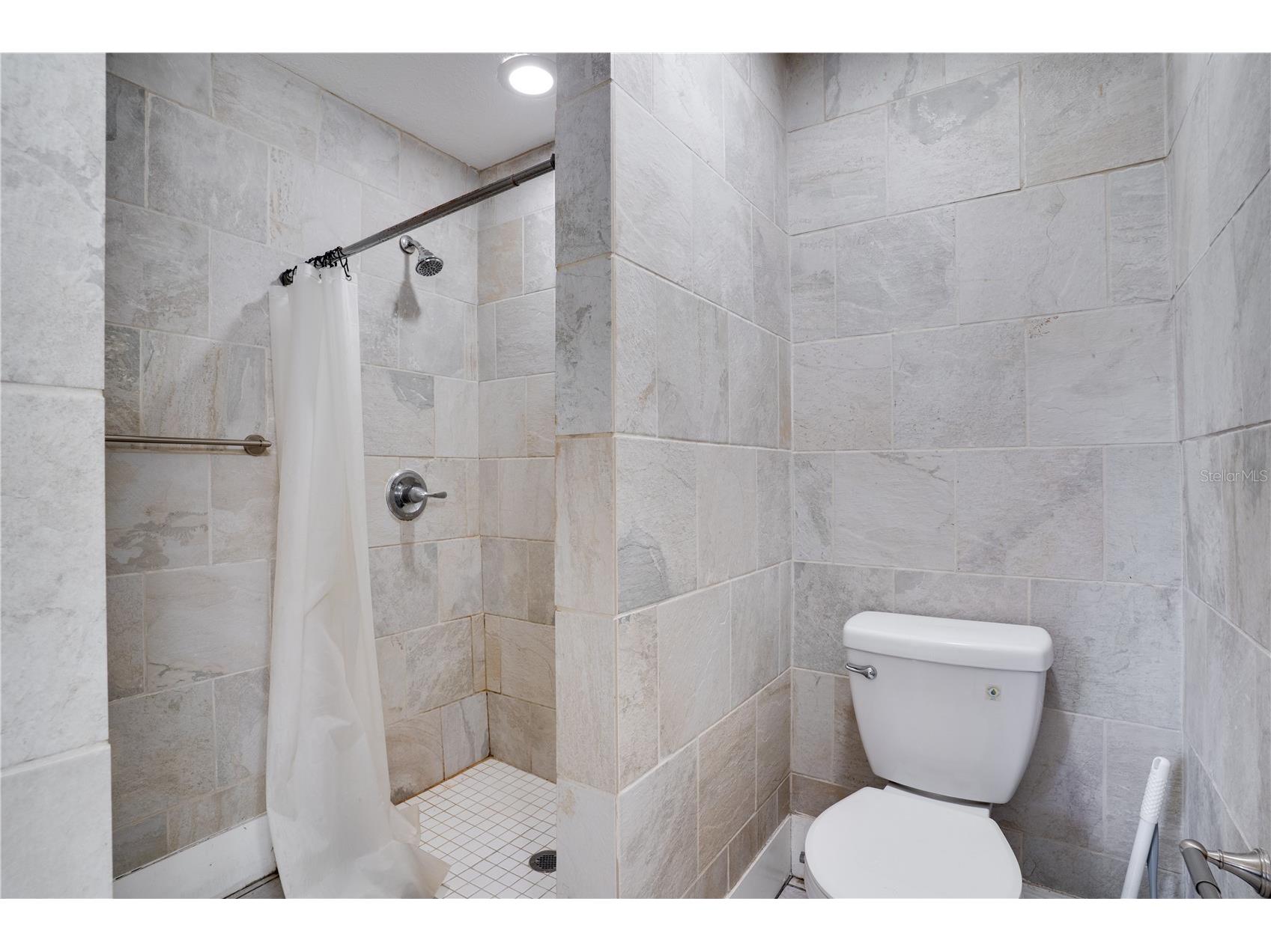 316 W Columbus Drive Tampa FL 33602 TB8476378 image16