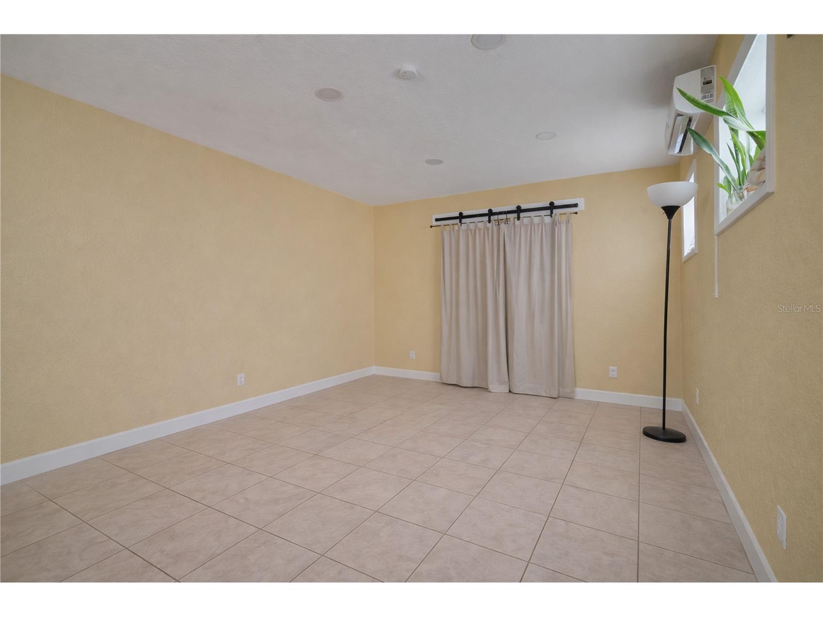 316 W Columbus Drive Tampa FL 33602 TB8476378 image27