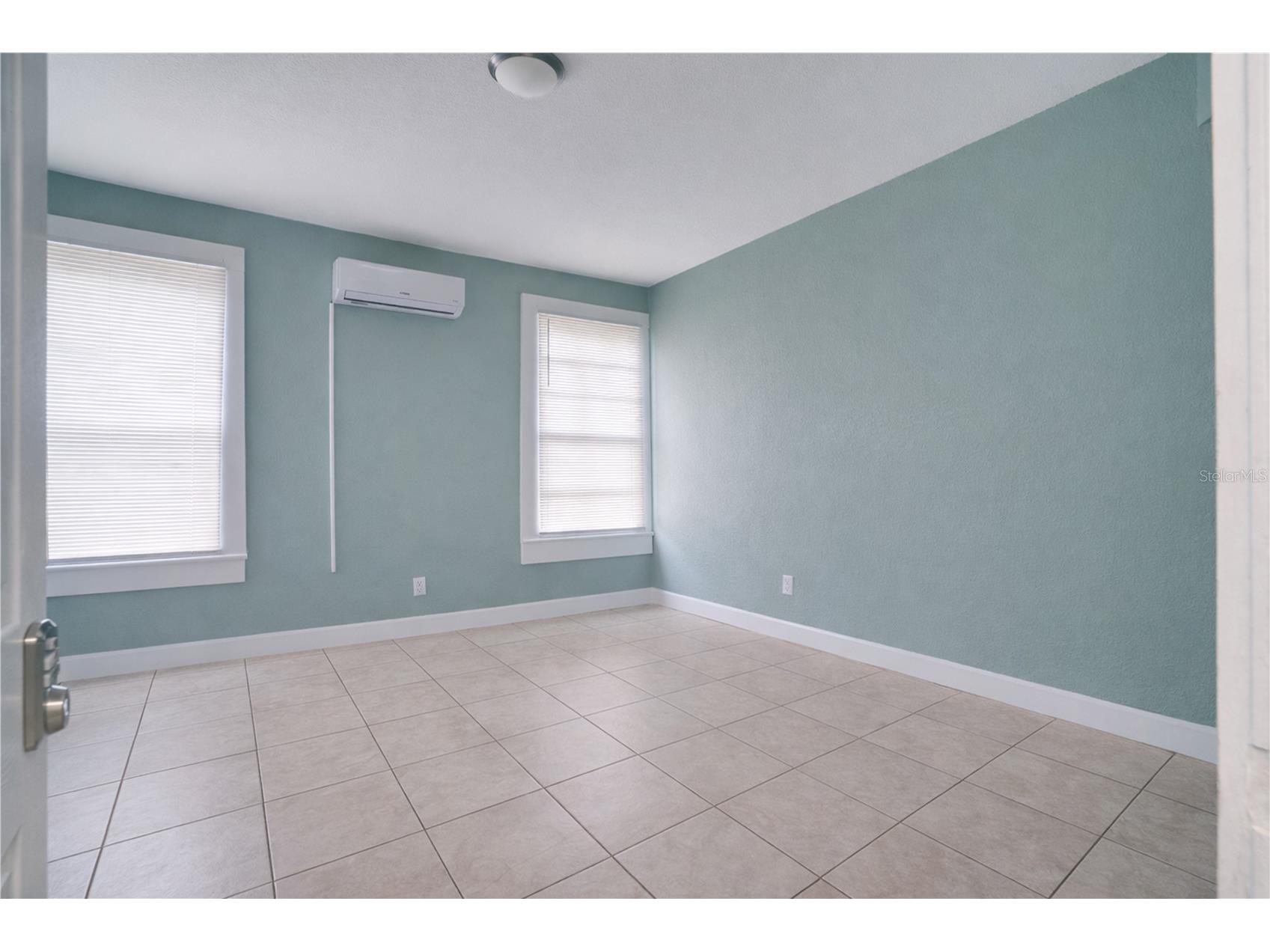 316 W Columbus Drive Tampa FL 33602 TB8476378 image6