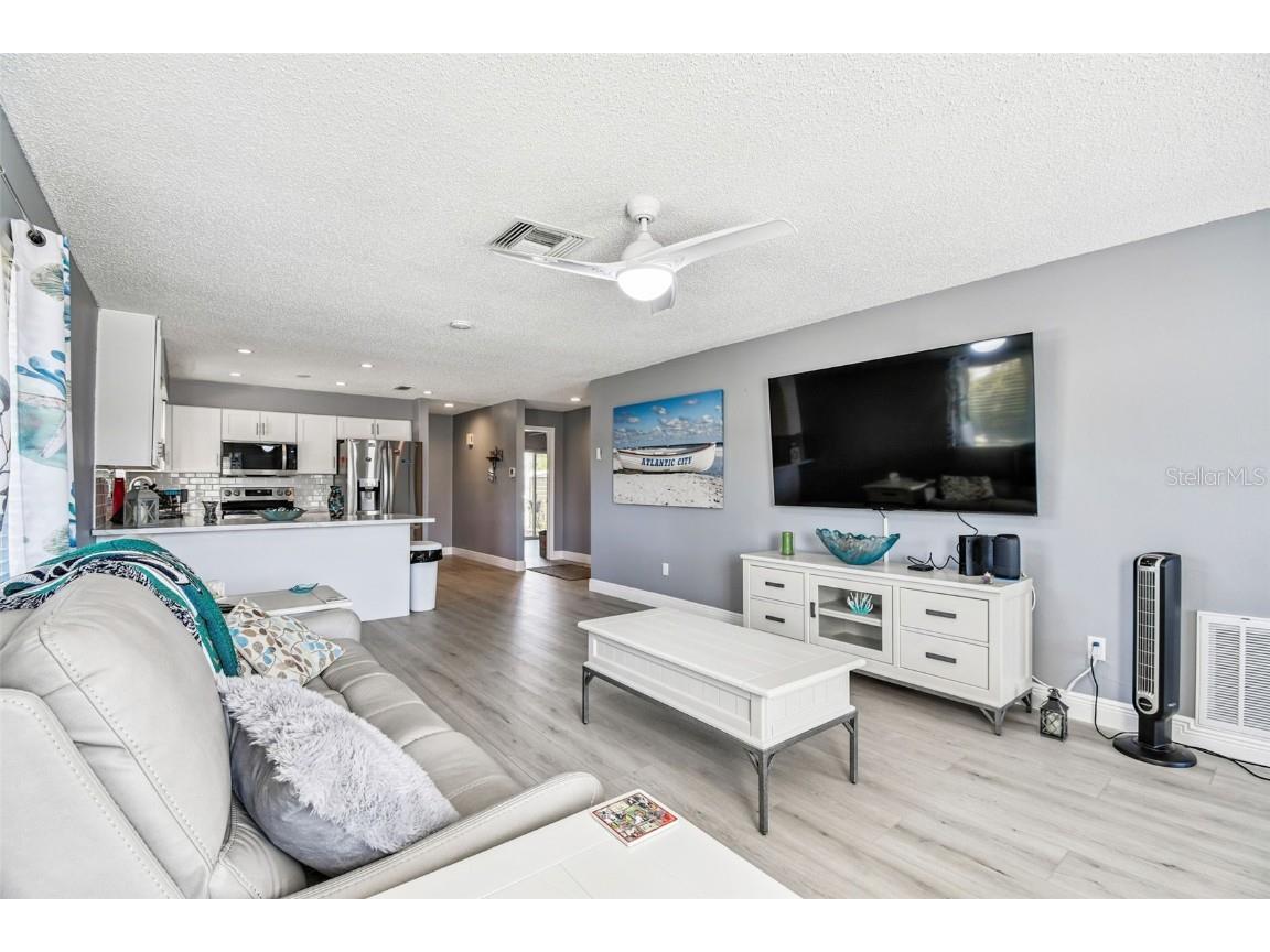 3160 Downing Street Clearwater FL 33759 TB8449950 image2