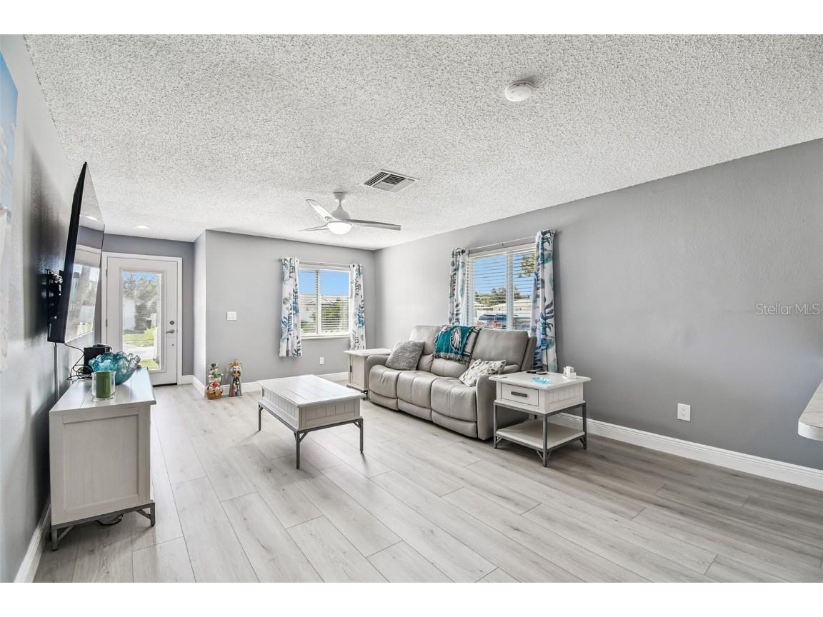 3160 Downing Street Clearwater FL 33759 TB8449950 image4