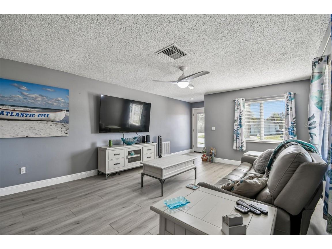 3160 Downing Street Clearwater FL 33759 TB8449950 image5