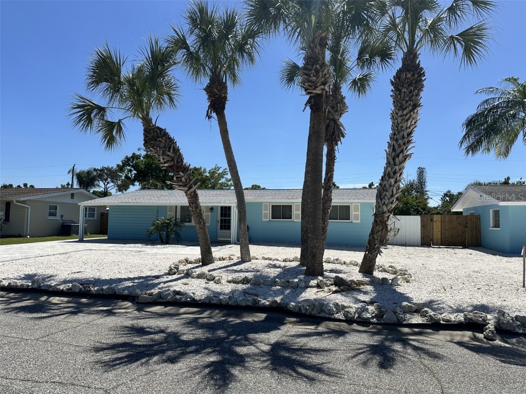 3160 Eden Mills Drive Sarasota FL 34237 A4610107 image1